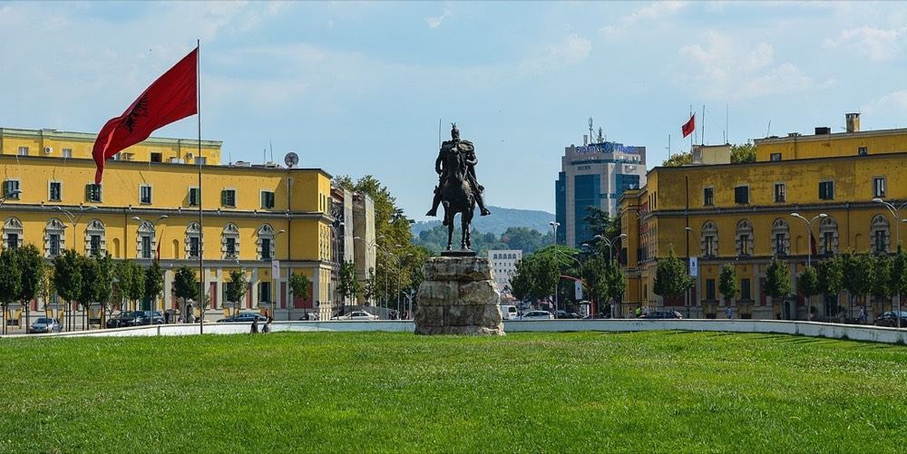 Vuelta Balcánica fin Tirana